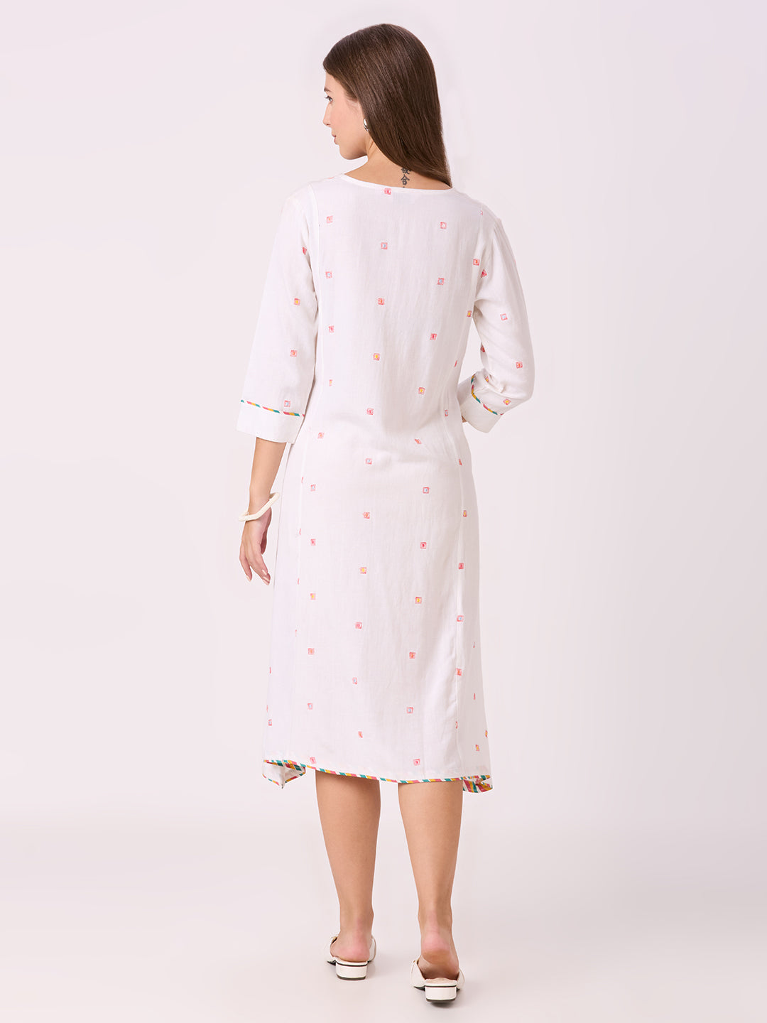 Sitayya Embroidered Kurti - White