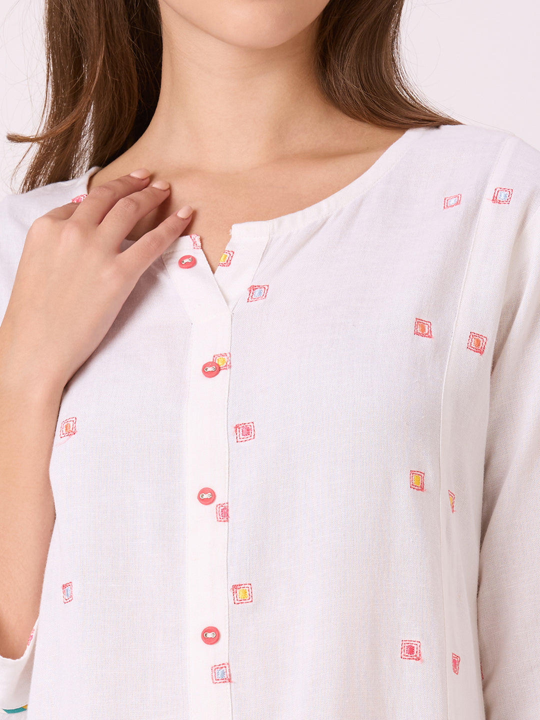 Sitayya Embroidered Kurti - White